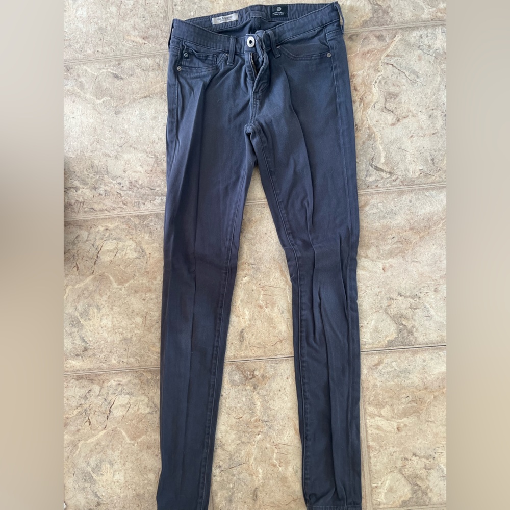AG Jeans. Size 25R. The Legging (Super Skinny). Sateen. Dark gray.